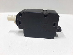 MOTOR TRAVA ELETRICA PORTINHOLA TANQUE DISCOVERY3 2006  2009