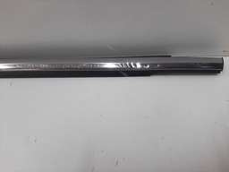 PESTANA CROMADA PORTA TRAS ESQUERDA FUSION TIT 2017 DETALHE