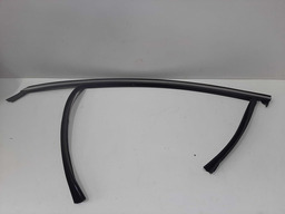 PESTANA CROMADA SUP PORTA DIANT ESQUERDA FUSION 2017 DETALHE