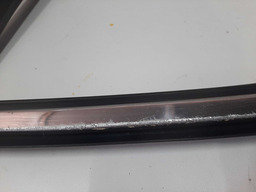 PESTANA CROMADA SUP PORTA DIANT ESQUERDA FUSION 2017 DETALHE