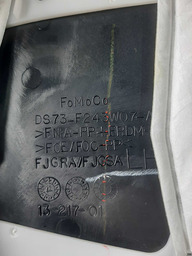 ACABAMENTO INFERIOR ESQUERDO COLUNA CENTRA FUSION TIT. 2017