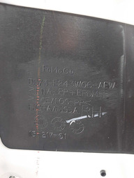 ACABAMENTO INFERIOR DIREITO COLUNA CENTRAL FUSION TIT. 2017