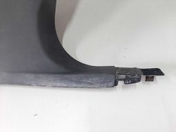 ACABAMENTO INFERIOR DIREITO COLUNA CENTRAL FUSION TIT. 2017