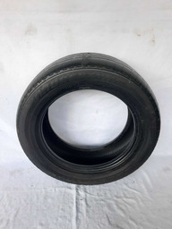 PNEU BRIDGESTONE DUELER 235/55R17 DESGASTADO