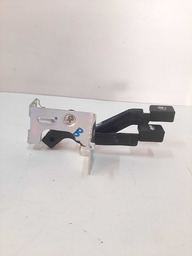 ALAVANCA PUXADOR TANQUE COMBUSTÍVEL E PORTA MALA KWID 17/21