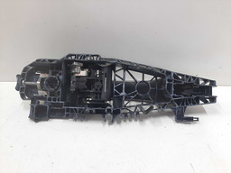 MAÇANETA EXTERNA TRASEIRA ESQUERDA RENEGADE 16 A 21 DETALHE