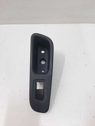 MOLDURA COMANDO VIDRO TRASEIRO ESQUERDO RENEGADE 2016 A 21