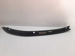 MOLDURA SOLEIRA TRASEIRA DIREITA JEEP RENEGADE 2016 A 2021