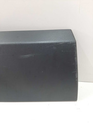 MOLDURA PORTA TRASEIRA DIREITA RENEGADE 16 A 21 DETALHE USO