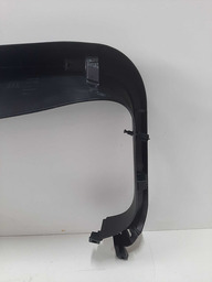 ACABAMENTO TAMPA TRASEIRA JEEP RENEGADE 2016 A 2021 DETALHE