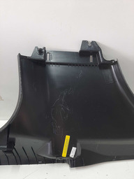 ACABAMENTO SOLEIRA TRASEIRO DIREITO RENEGADE 2021 DETALHE