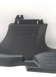 ACABAMENTO SOLEIRA TRASEIRO DIREITO RENEGADE 2021 DETALHE