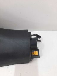 ACABAMENTO SOLEIRA TRASEIRO ESQUERDO RENEGADE 2021 DETALHE