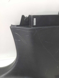 ACABAMENTO SOLEIRA TRASEIRO ESQUERDO RENEGADE 2021 DETALHE