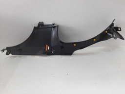 ACABAMENTO SOLEIRA TRASEIRO ESQUERDO RENEGADE 2021 DETALHE