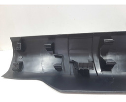 ACABAMENTO SOLEIRA DIANTEIRA DIREITA JEEP RENEGADE 2021