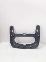 MOLDURA AR CONDICIONADO RENAULT DUSTER 2015/19 DETALHE USO