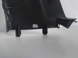 ACABAMENTO COLUNA TRAS ESQUERDA RENAULT DUSTER 2015 A 2019