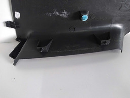 ACABAMENTO COLUNA TRAS ESQUERDA RENAULT DUSTER 2015 A 2019