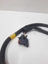 CHICOTE PARACHOQUE TRASEIRO RENAULT DUSTER  2015/19 DETALHE