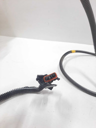 CHICOTE PARACHOQUE TRASEIRO RENAULT DUSTER  2015/19 DETALHE