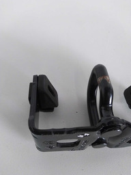 BATENTE FECHADURA TAMPA TRASEIRA RENAULT DUSTER 2015 A 2019