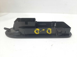 MOLDURA COMANDO DIANTEIRO DIREITO VIDRO RENAULT DUSTER 2018