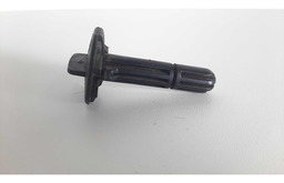 PINO DE PLÁSTICO FIXAÇÃO RADIADOR RENAULT DUSTER 2015 A 19