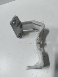 DOBRADIÇA SUPERIOR TAMPA TRAS ESQUERDA TORO 2017 A 2021