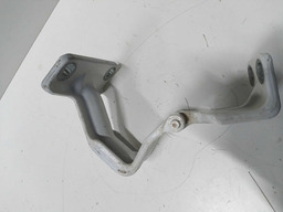 DOBRADIÇA SUPERIOR TAMPA TRAS DIREITO FIAT TORO 2017 A 2021