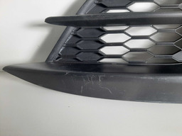 MOLDURA FAROL MILHA DIREITO CIVIC G10 2017 A 21 DETALHE USO