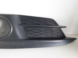 MOLDURA FAROL MILHA ESQUERDO CIVIC G10 17 A 21 DETALHE USO