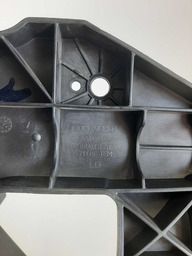 SUPORTE FAROL LADO DIREITO HONDA CIVIC TOURING 2020 DETALHE