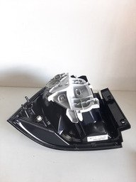 LANTERNA TRASEIRA DIREITA OROCH 2023/