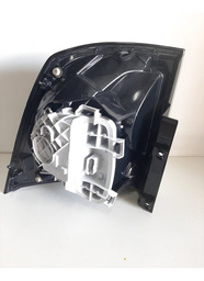 LANTERNA TRASEIRA DIREITA OROCH 2023/