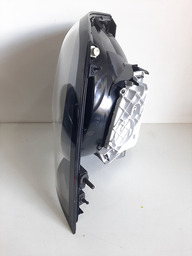 LANTERNA TRASEIRA DIREITA OROCH 2023/