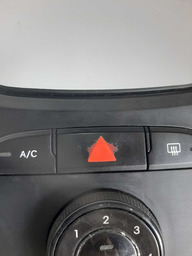 COMANDO AR CONDICIONADO HYUNDAI HB20 2013 A 19 DETALHE USO