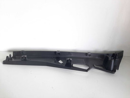 ACABAMENTO COLUNA PORTA TRASEIRA DIREITA RENAULT OROCH 2023