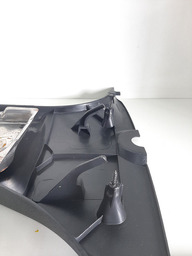 ACABAMENTO COLUNA TRASEIRO ESQUERDO RENAULT OROCH 2022 A 24