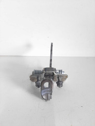 LIMITADOR PORTA TRASEIRA ESQUERDA RENAULT OROCH 2022 A 2024