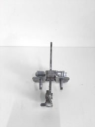 LIMITADOR PORTA DIANTEIRA DIREITA RENAULT OROCH 2022 A 2024