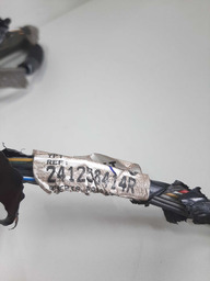 CHICOTE PORTA DIANTEIRA DIREITA RENAULT OROCH 2022 A 2024