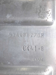 CHAPA FECHADURA TAMPA TRASEIRA RENAULT OROCH 2022 2023 2024