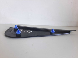 MOLDURA EXTERNA PORTA TRASEIRA DIREITA RENAUL OROCH 2023 