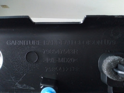 ACABAMENTO INTERNO VIDRO VIGIA RENAULT OROCH 2022 A 2024