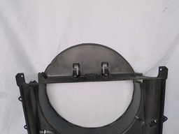 DEFLETOR VENTOINHA RADIADOR DISCOVERY 4 3.0 2012 A 2016