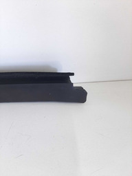 PESTANA INTERNA PORTA DIANTEIRA DIREITA OROCH 2022 2023 24