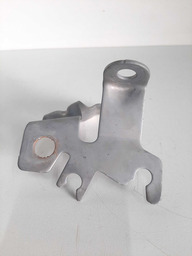 SUPORTE TRASEIRO ESQUERDO RENAULT OROCH 1.3 2022 2023 2024