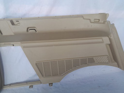 FORRO ESQUERDO PORTA MALAS LAND ROVER DISCOVERY 4212 A 2016