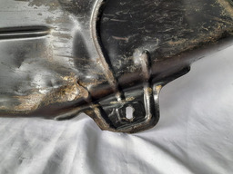 PROTETOR TANQUE COMBUSTIVEL DISCOVERY 4 2012 A 2016 DETALHE